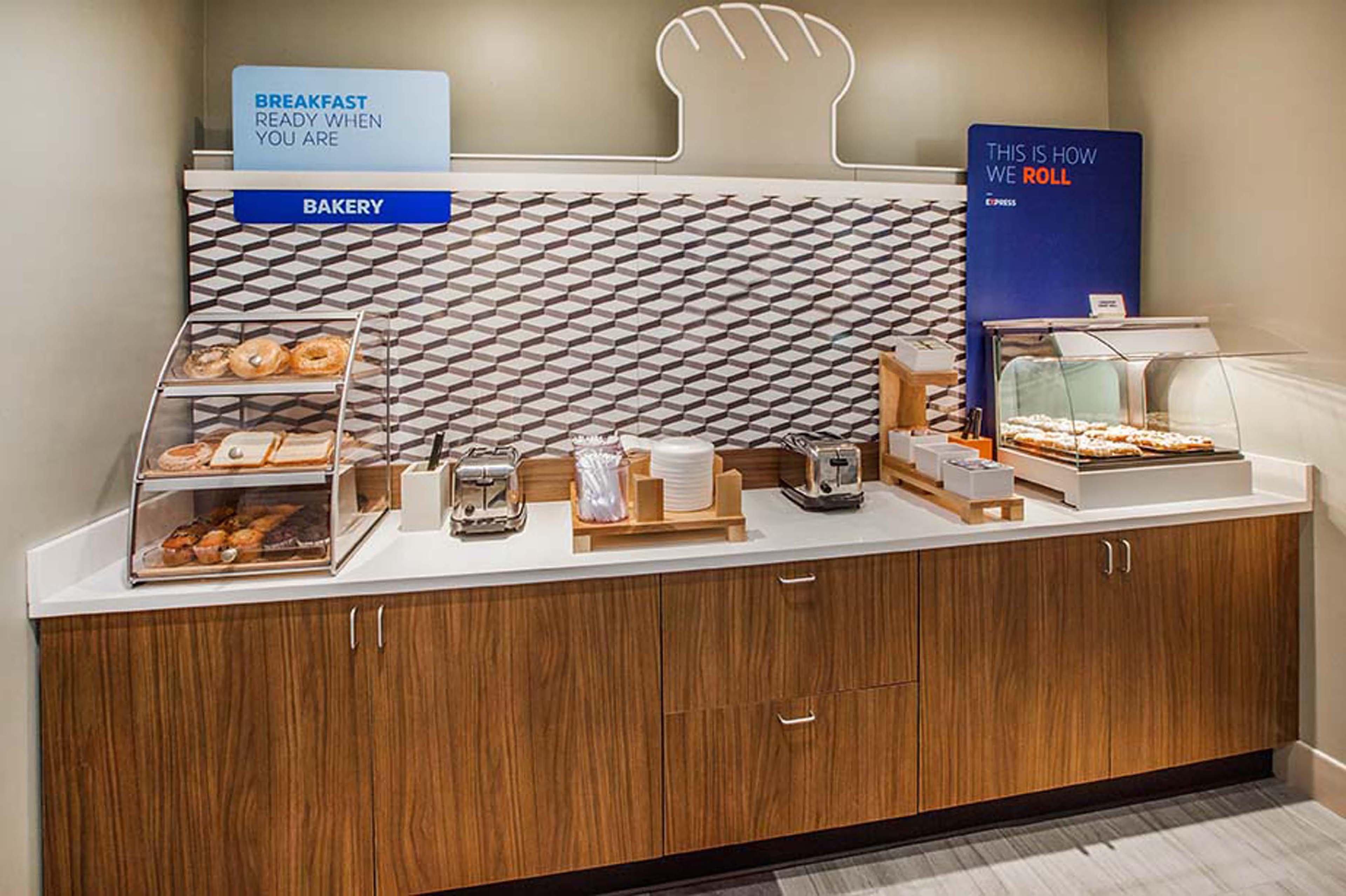 Holiday Inn Express Florence Northeast By Ihg Exteriér fotografie