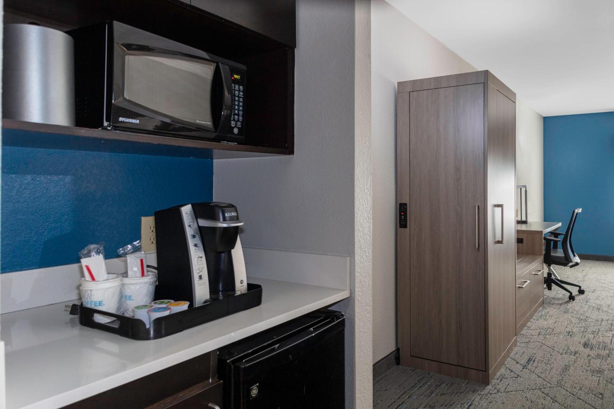 Holiday Inn Express Florence Northeast By Ihg Exteriér fotografie